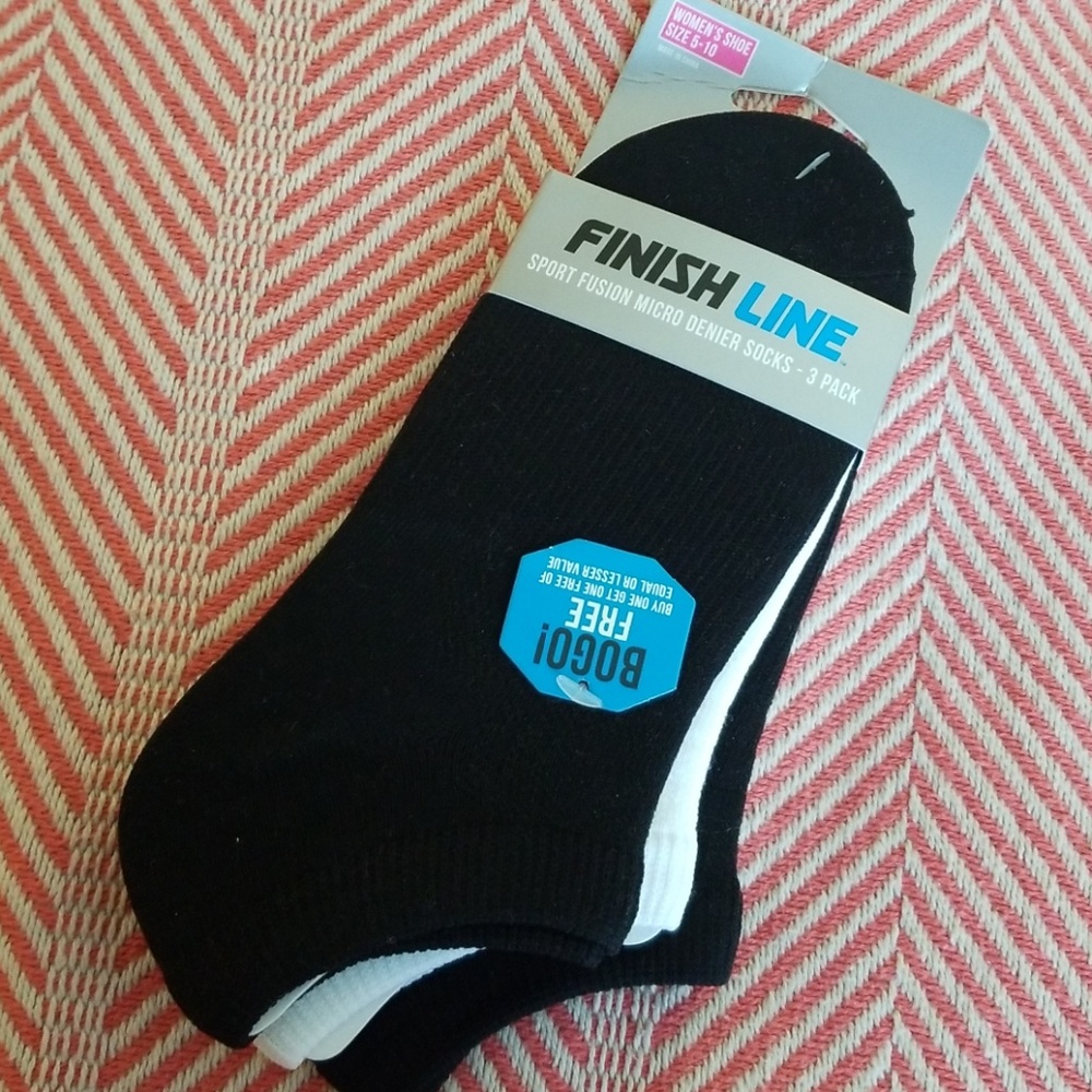Women's Finish Line Sport Socks